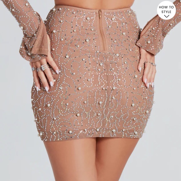 M Mini Skirt- HOLIDAY, NEW YEARS - Picture 4 of 5